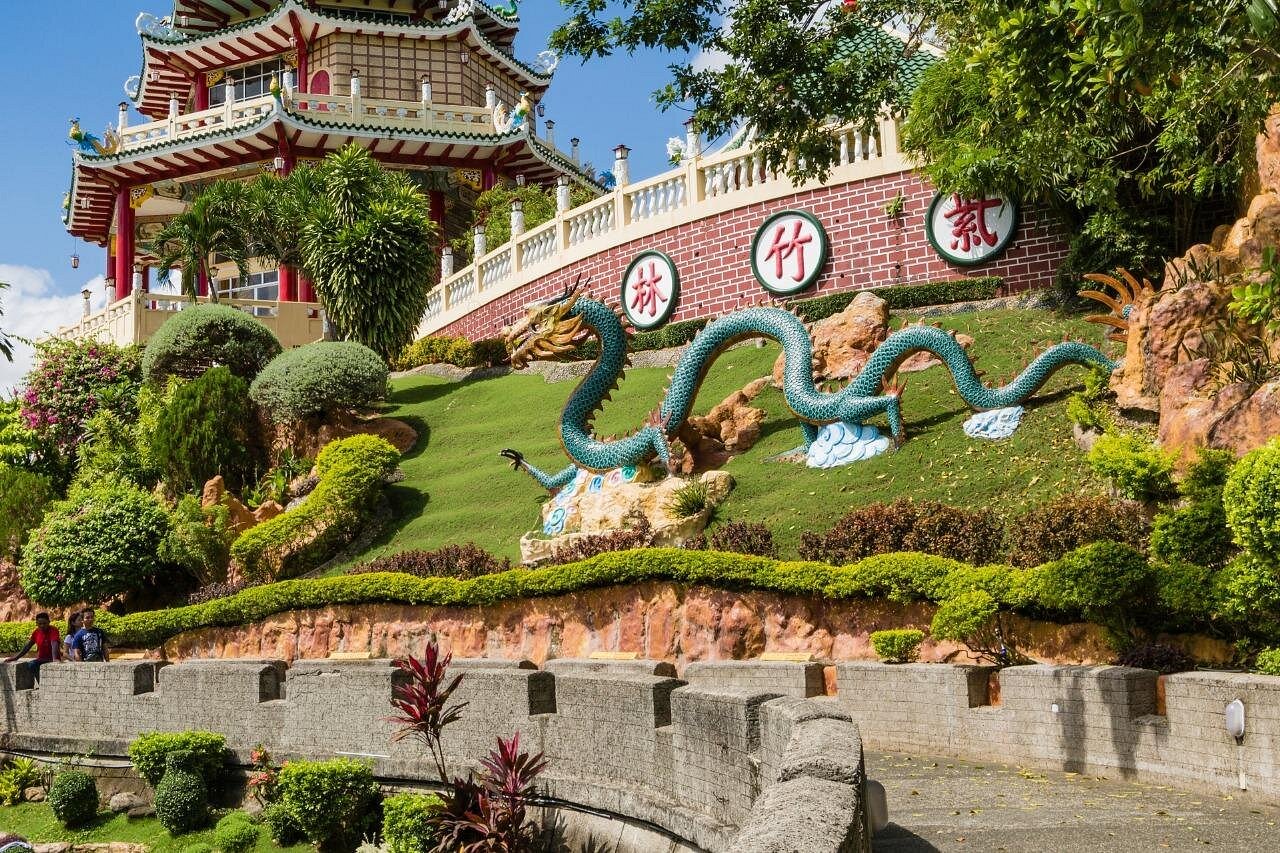 4D3N Premium Cebu City Tour, Moalboal and Bohol Day Trip for 2 persons