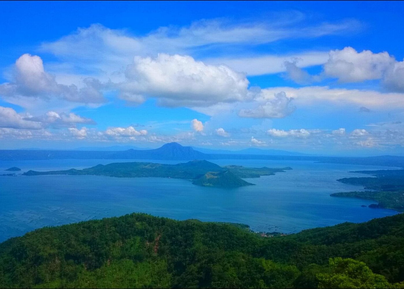 3D2N MANILA AND TAGAYTAY SPECTACULAR FULL DAY SIGHTSEEING TOUR (PRIVATE)