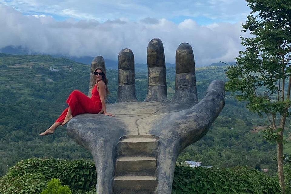 4D3N Budget Cebu City Tour, Oslob and Bohol Day Trip for 8 persons