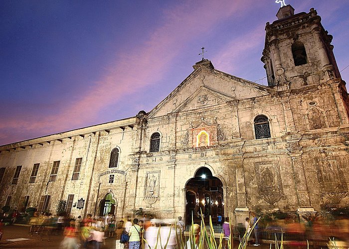 4D3N Budget Cebu City Tour for 7 persons