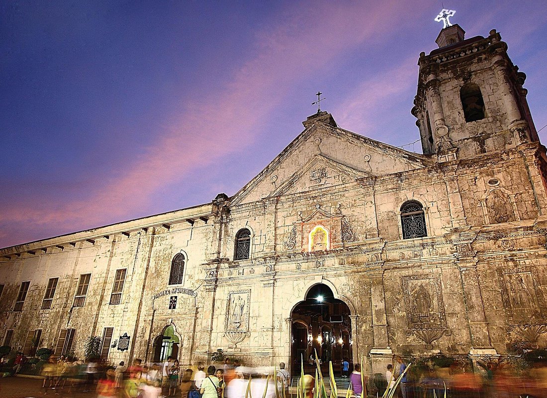 3D2N Budget Cebu City Tour and Moalboal for 6 persons