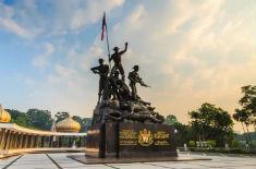 5D singapore and Kuala Lumpur Malaysia Family package ( All inclusive)