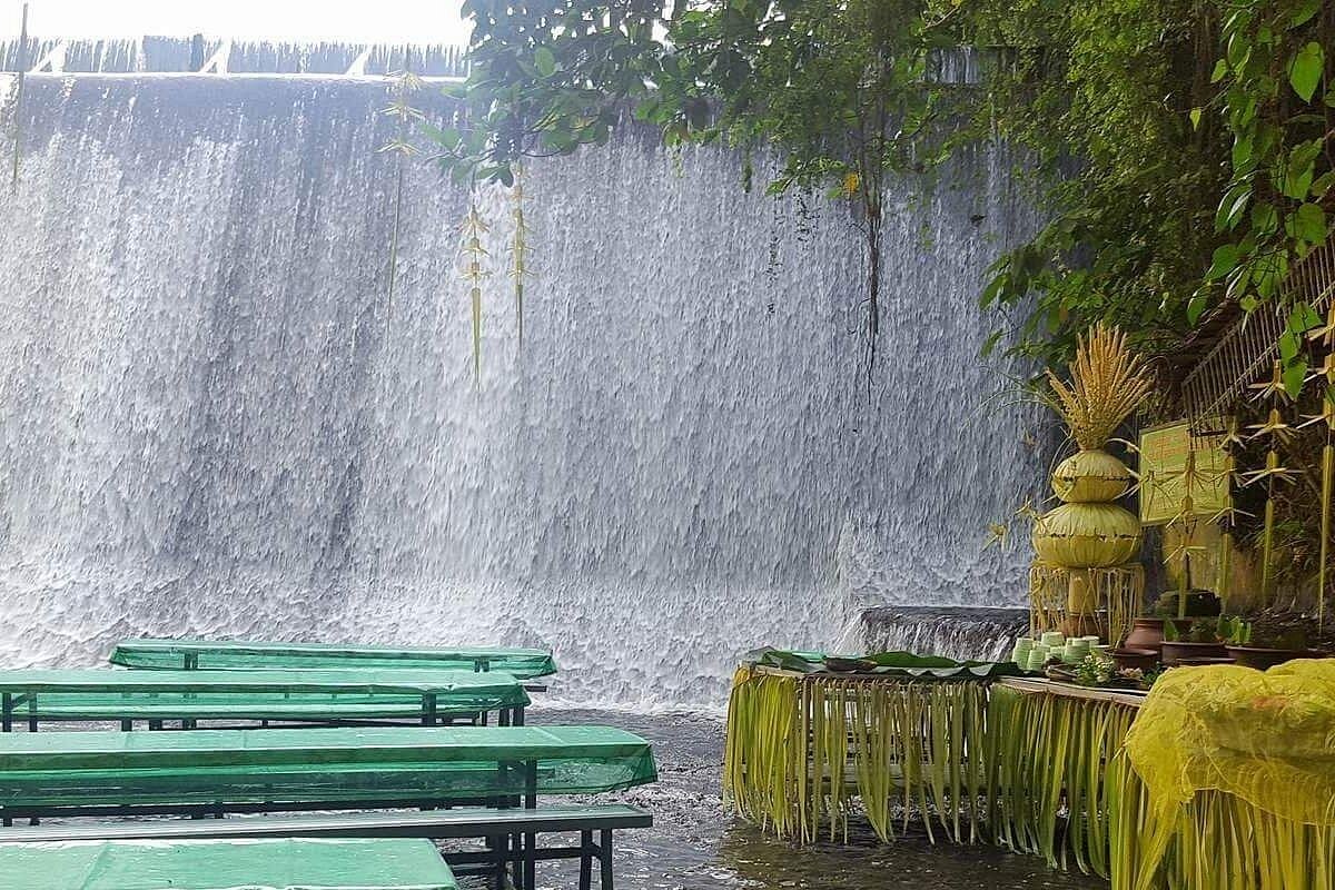 3D2N VILLA ESCUDERO DAY TOUR (PRIVATE)