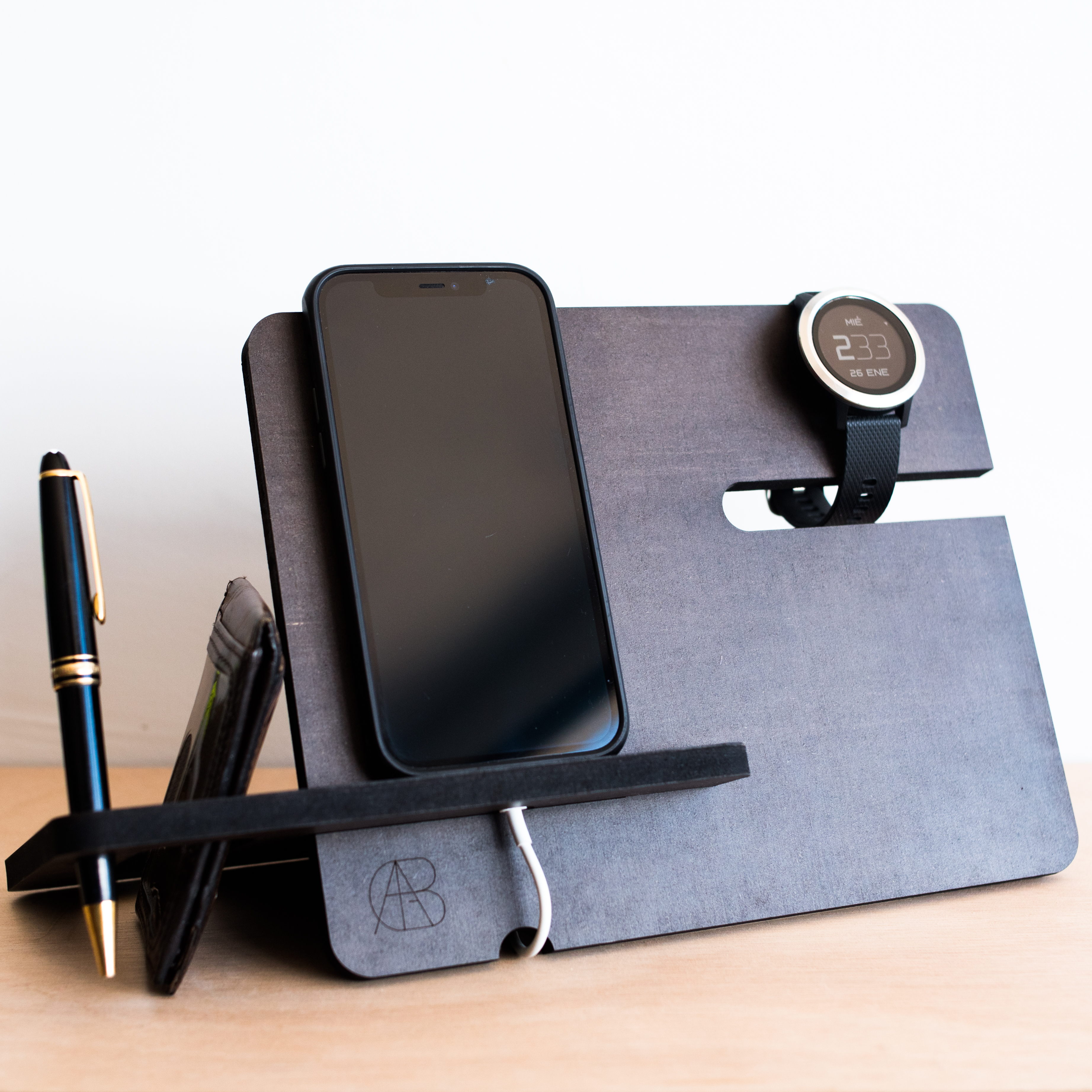 Dock / Base de escritorio para celular y accesorios