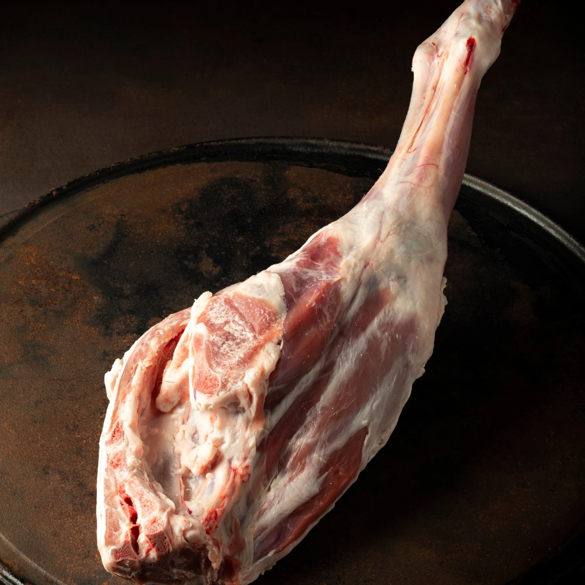 Gigot d'agneau de Lait avec os (1kg)