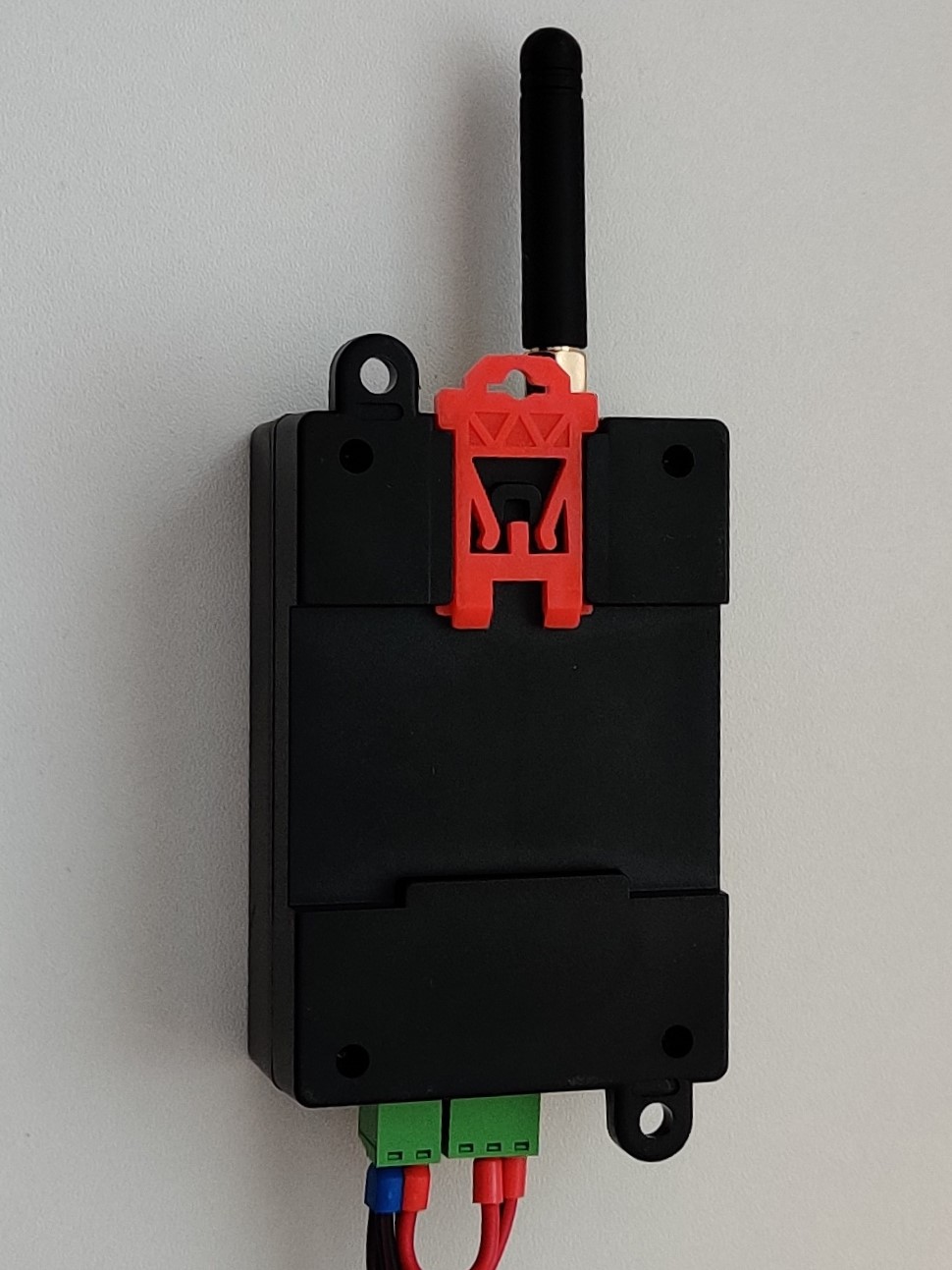 GSM vartų valdiklis