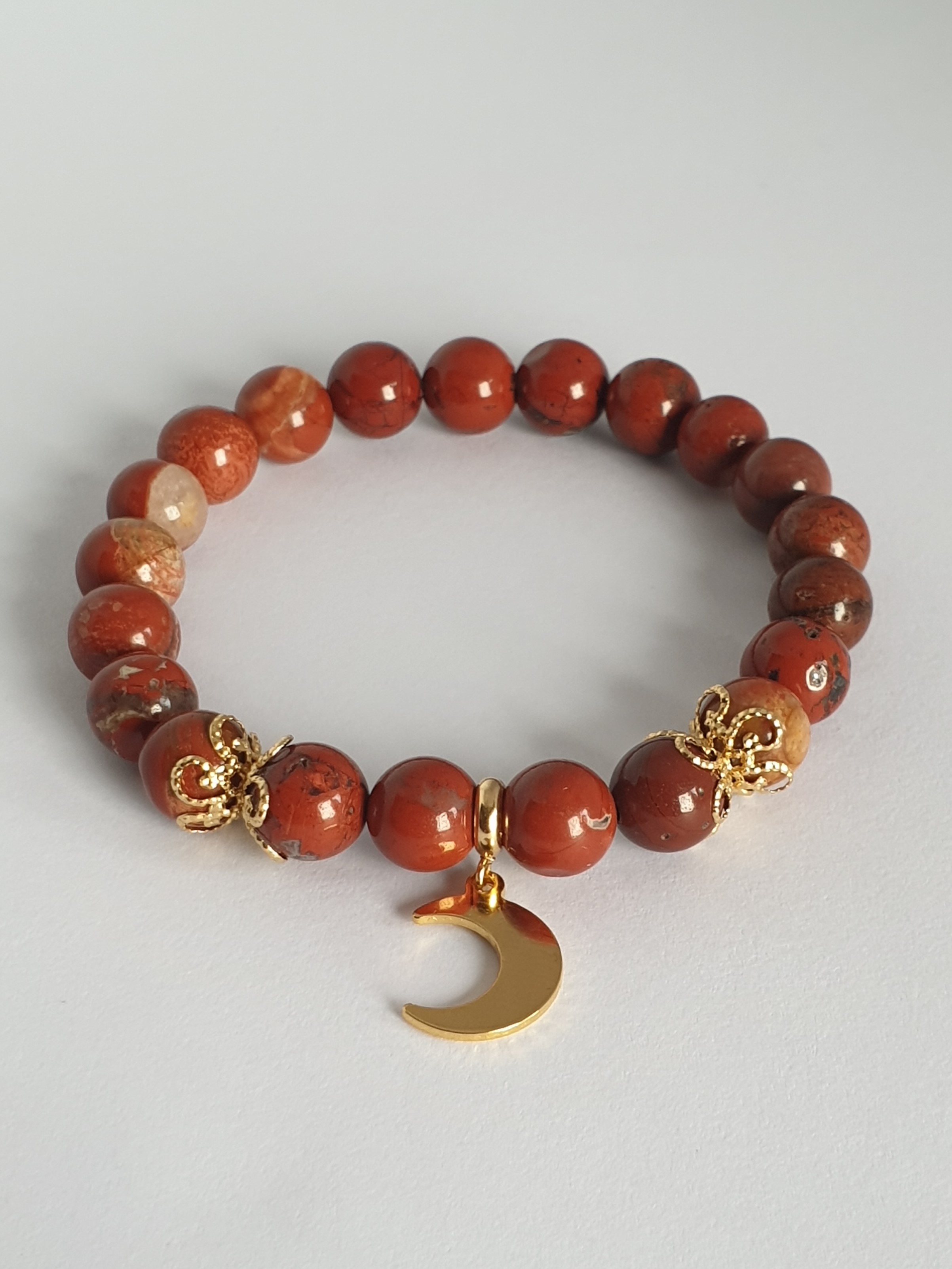 Bracelet Perle JASPE ROUGE et Lune dorée