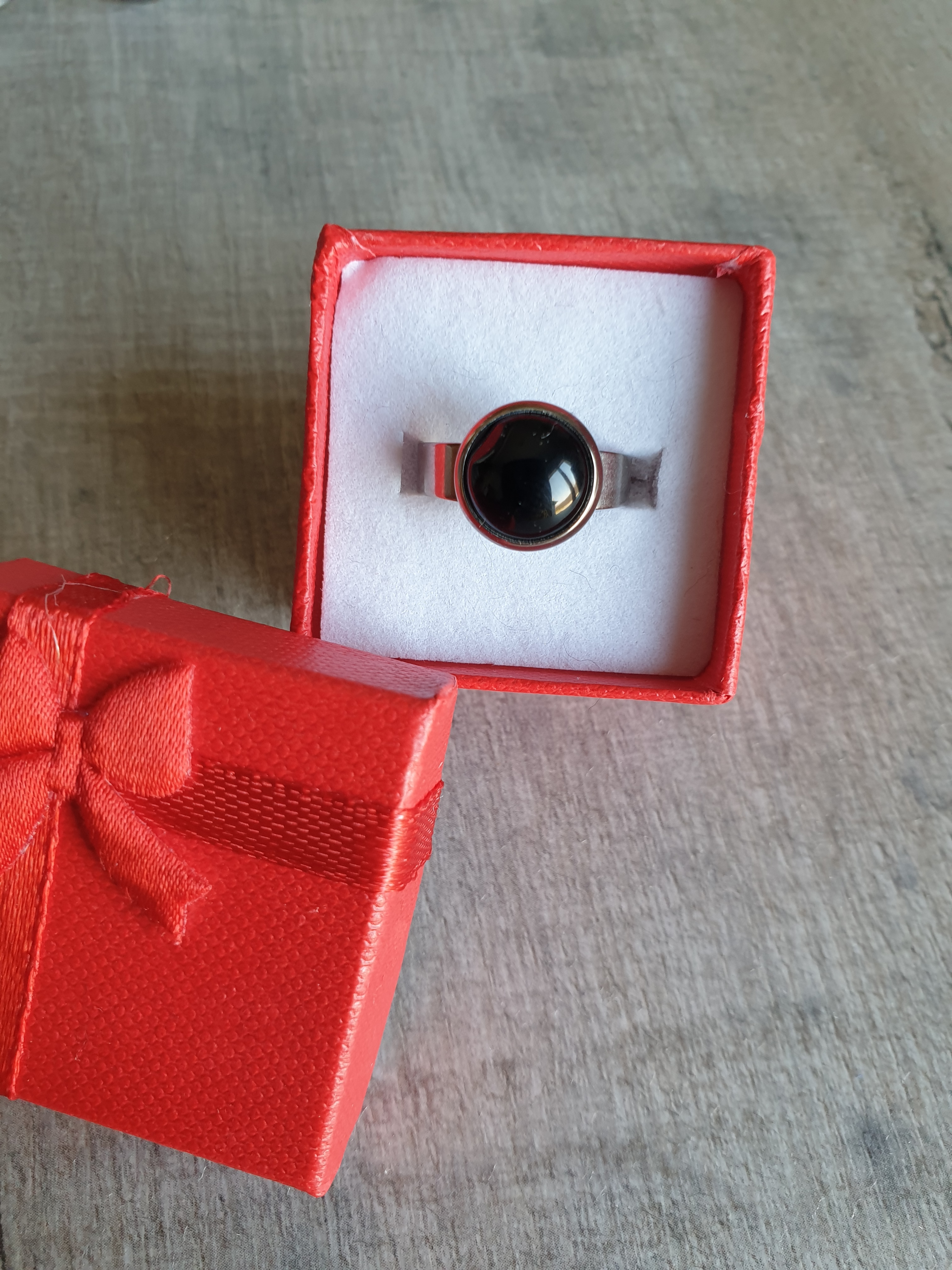 Bague ronde argentée OBSIDIENNE