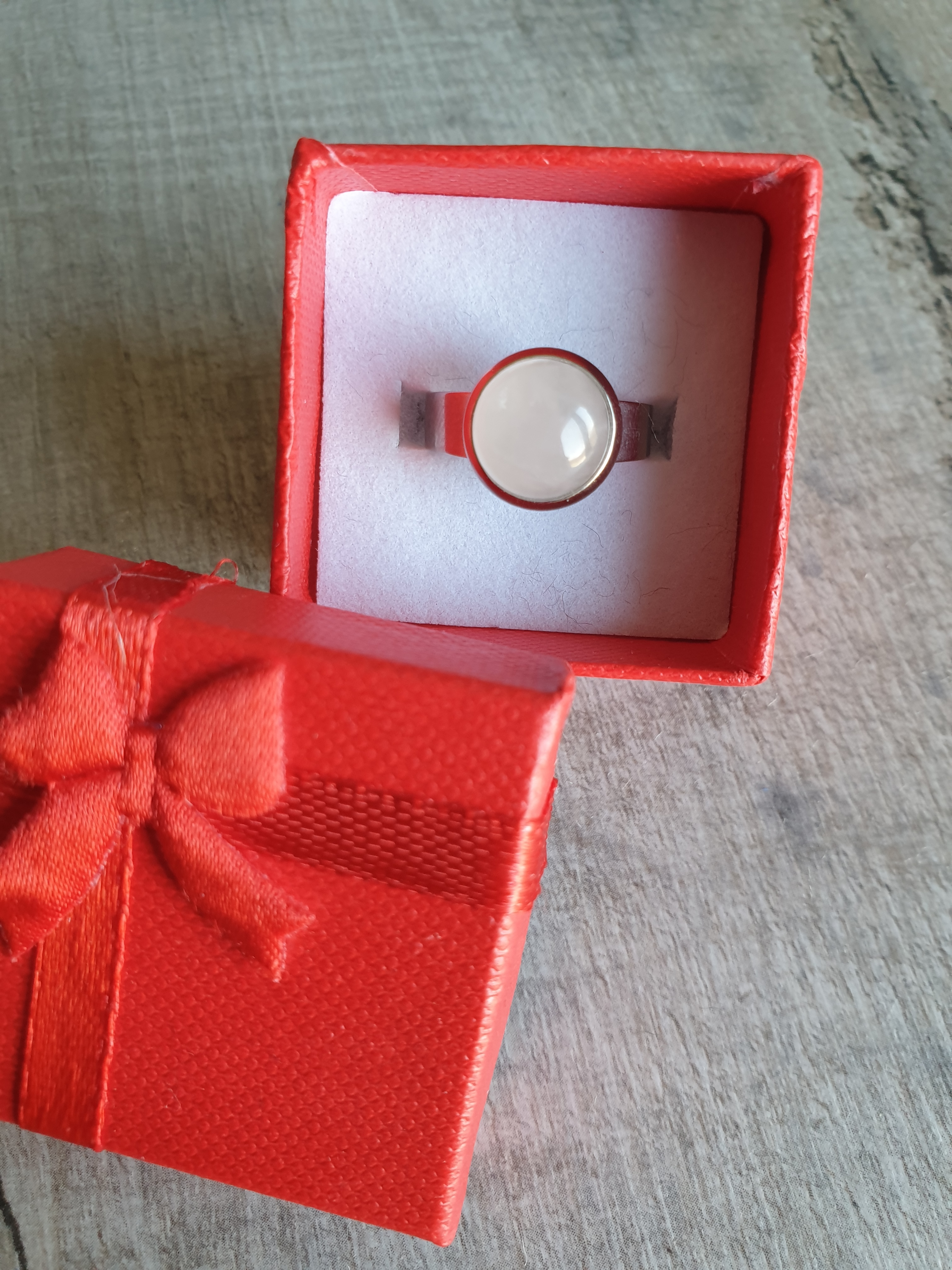 Bague ronde argentée QUARTZ ROSE