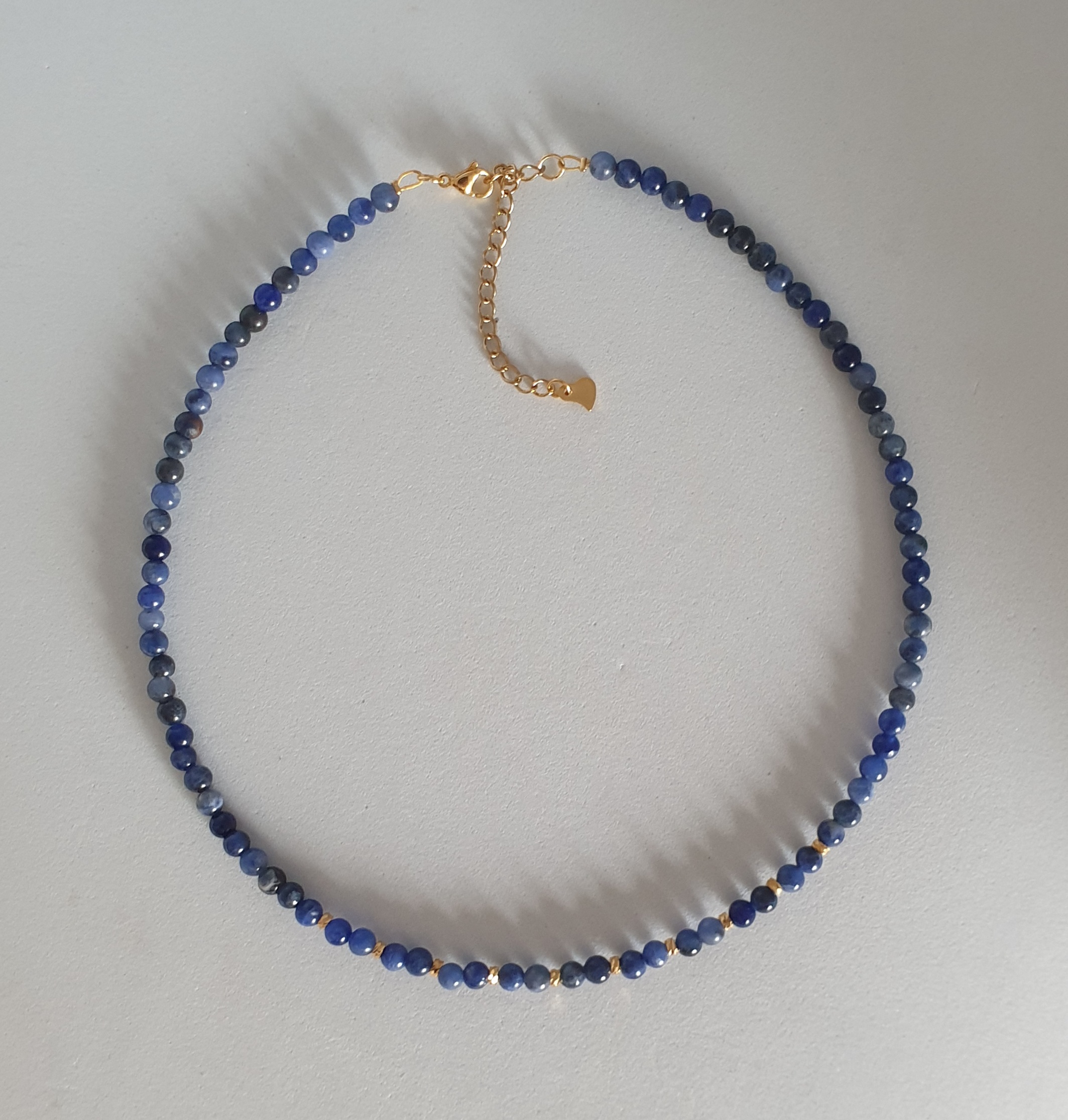 Collier de perles naturelles SODALITE