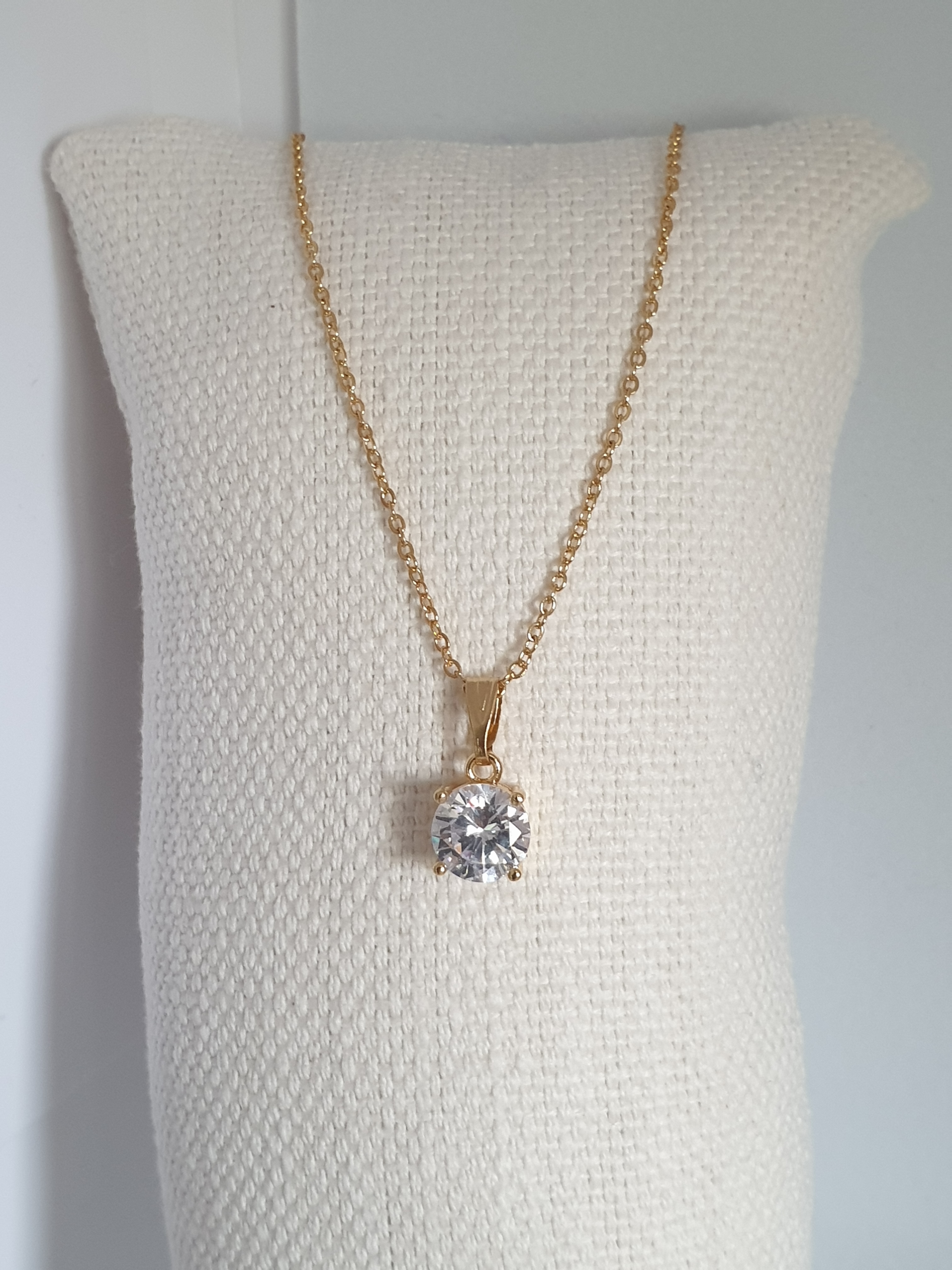 Collier et pendentif à l'or fin