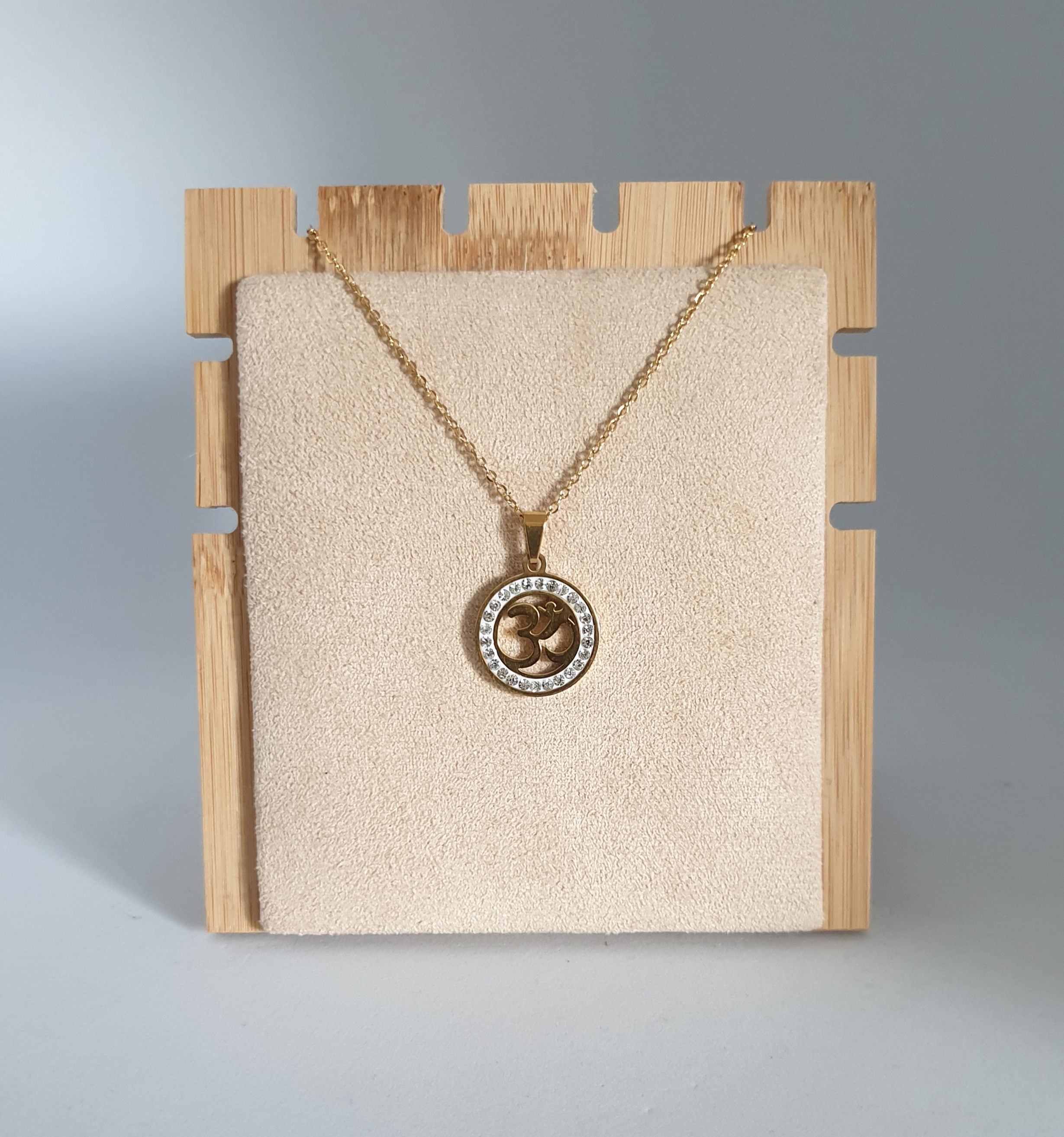 Collier rond Ohm
