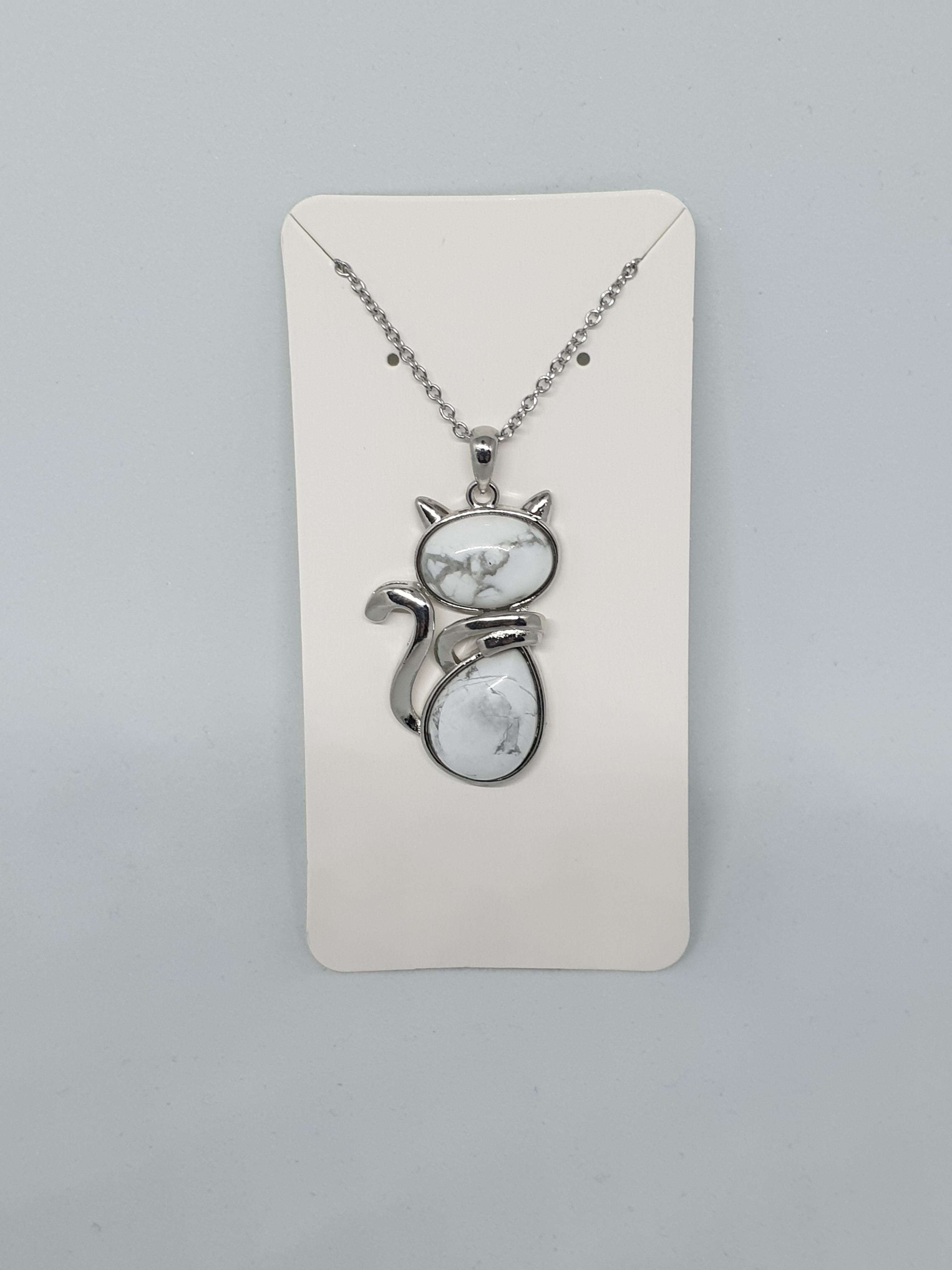 Pendentif chat HOWLITE