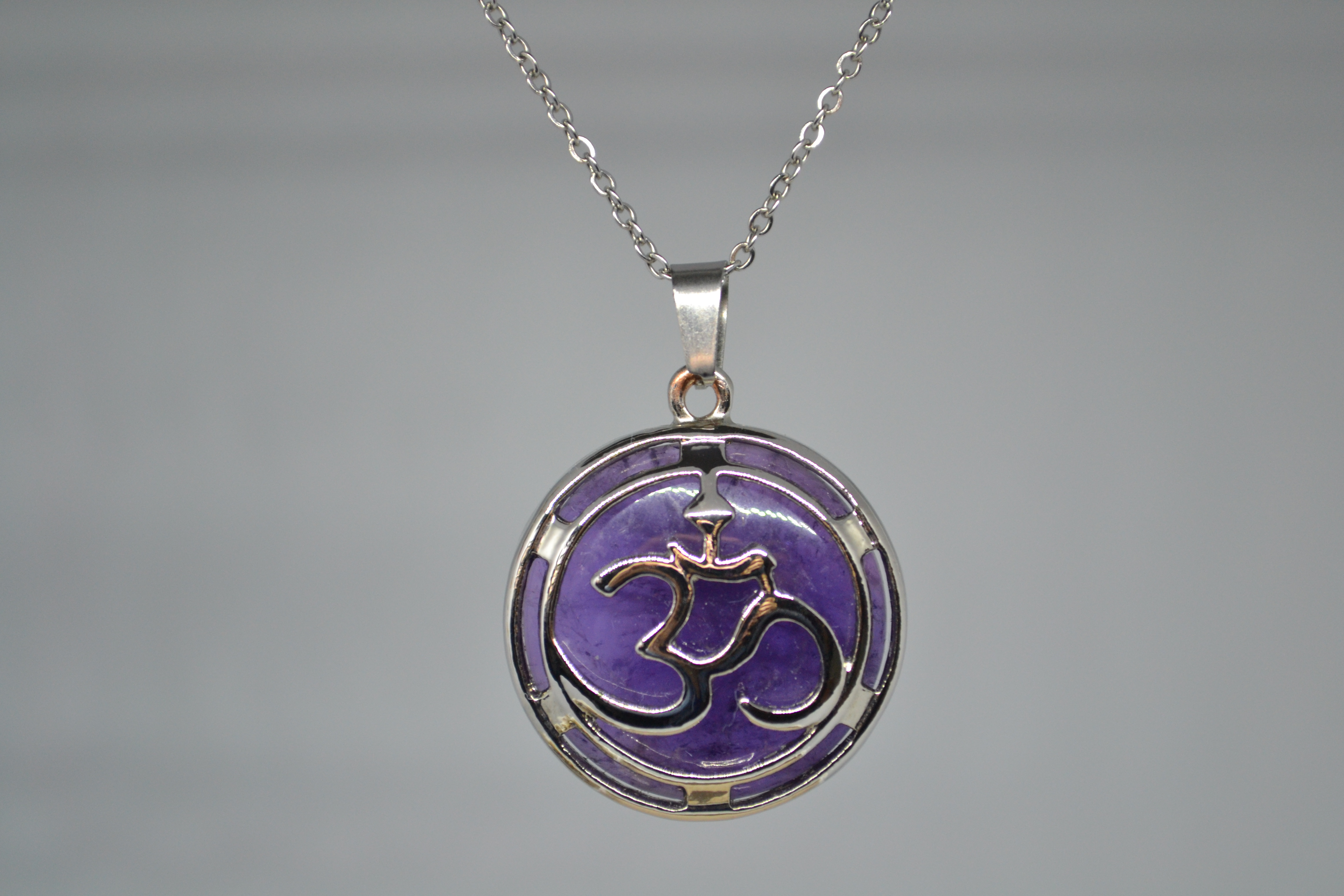Pendentif Om Améthyste