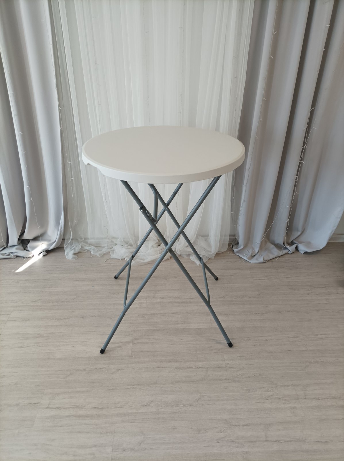 Sulankstomas baro staliukas D80 H110