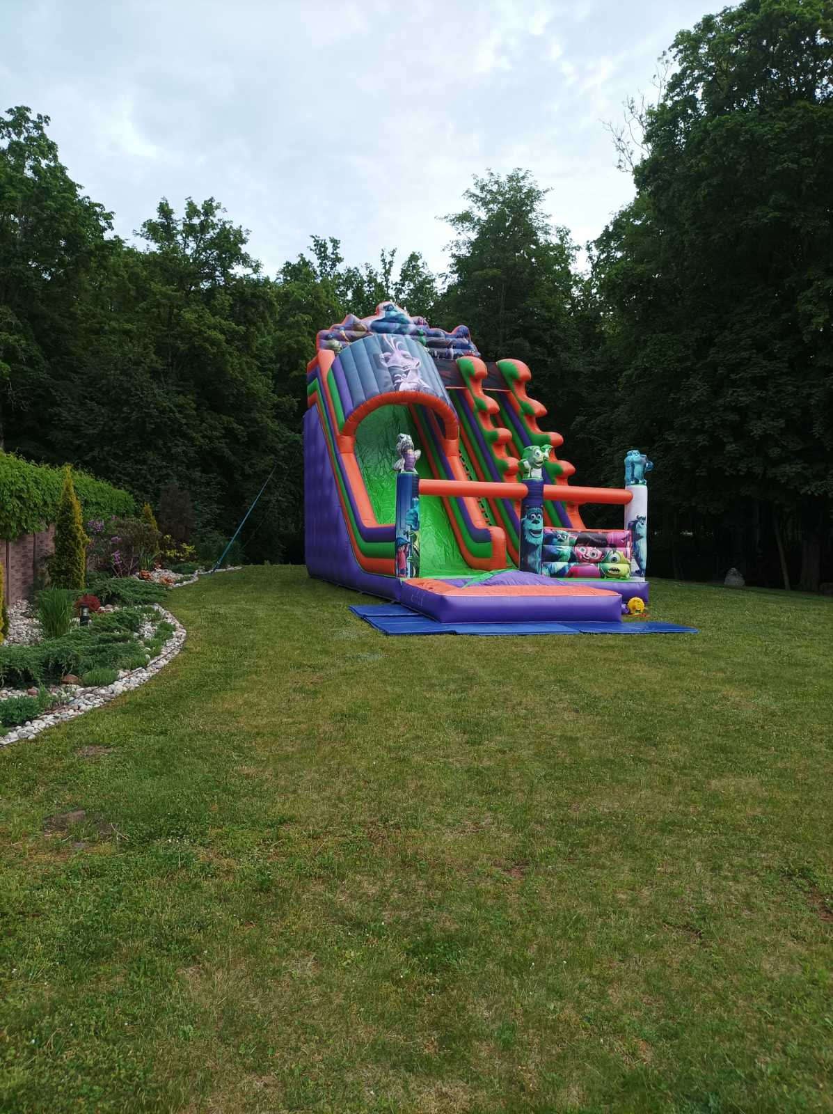 Batutas "Monstras + baseinas" 