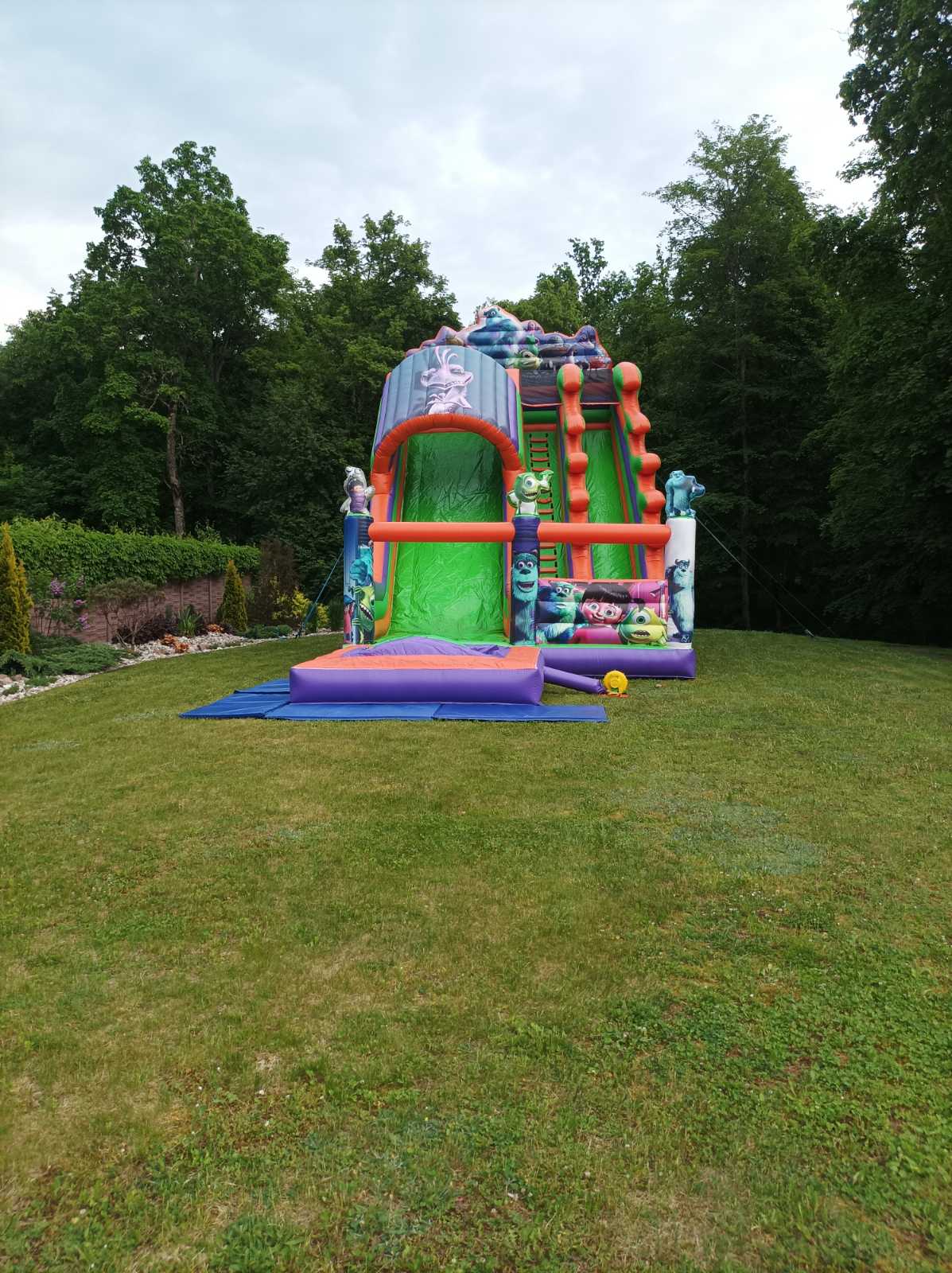 Batutas "Monstras + baseinas" 