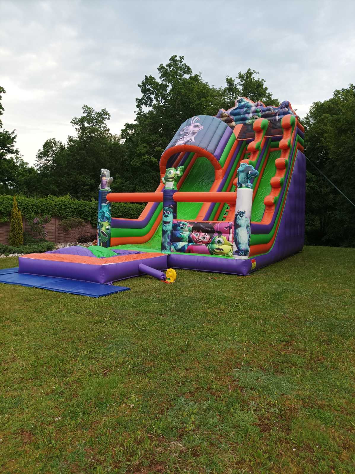 Batutas "Monstras + baseinas" 