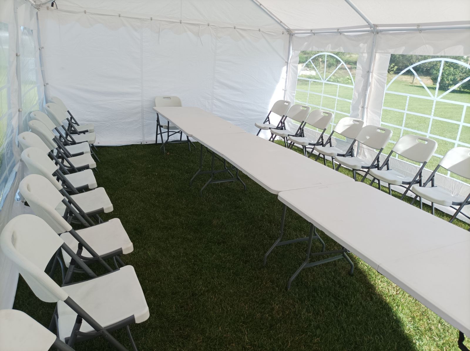 Sulankstomas stalas 180 cm.