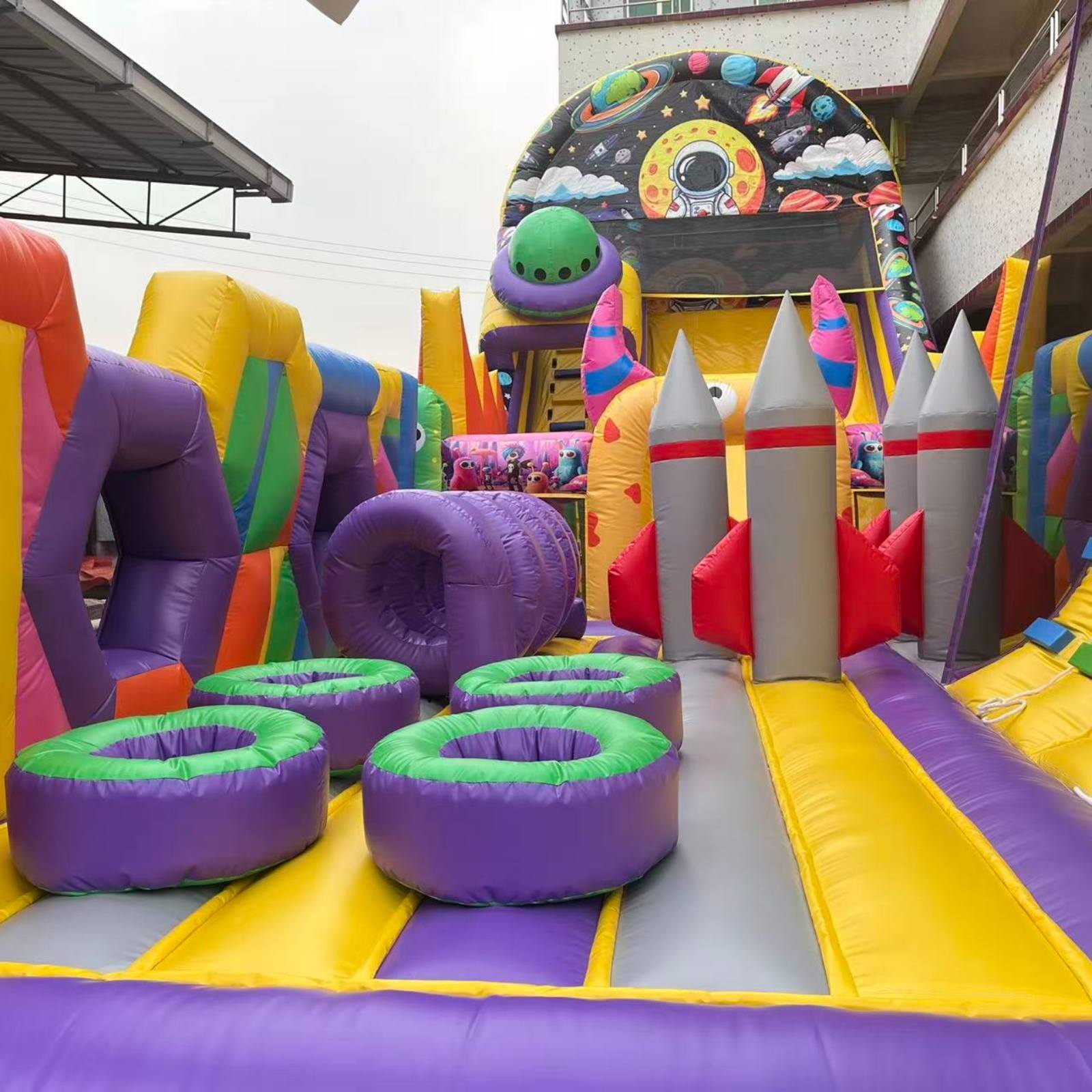 Batutas "Kosmosas + kliūtys"