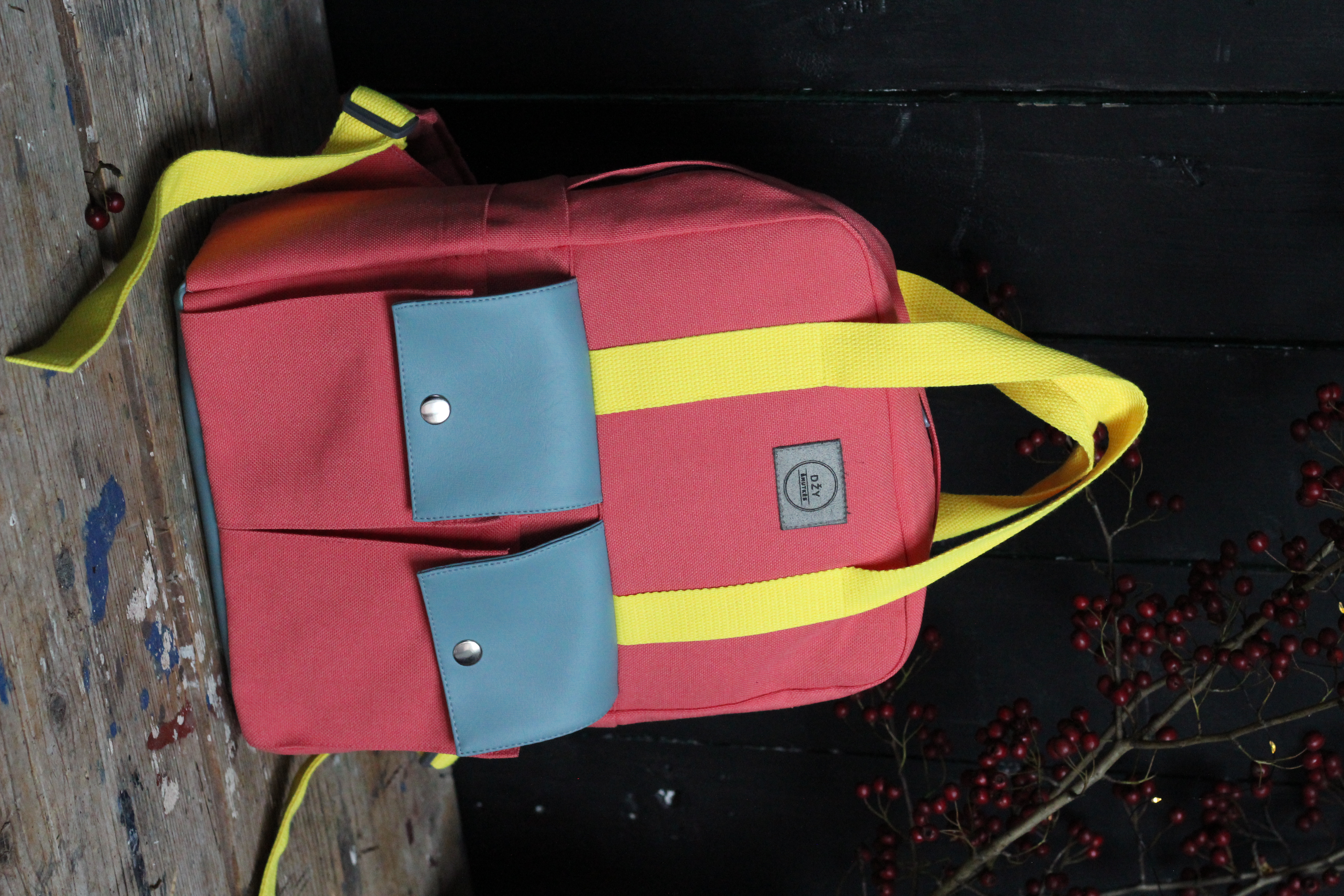 Nedidelė kuprinė iš gobeleno 29