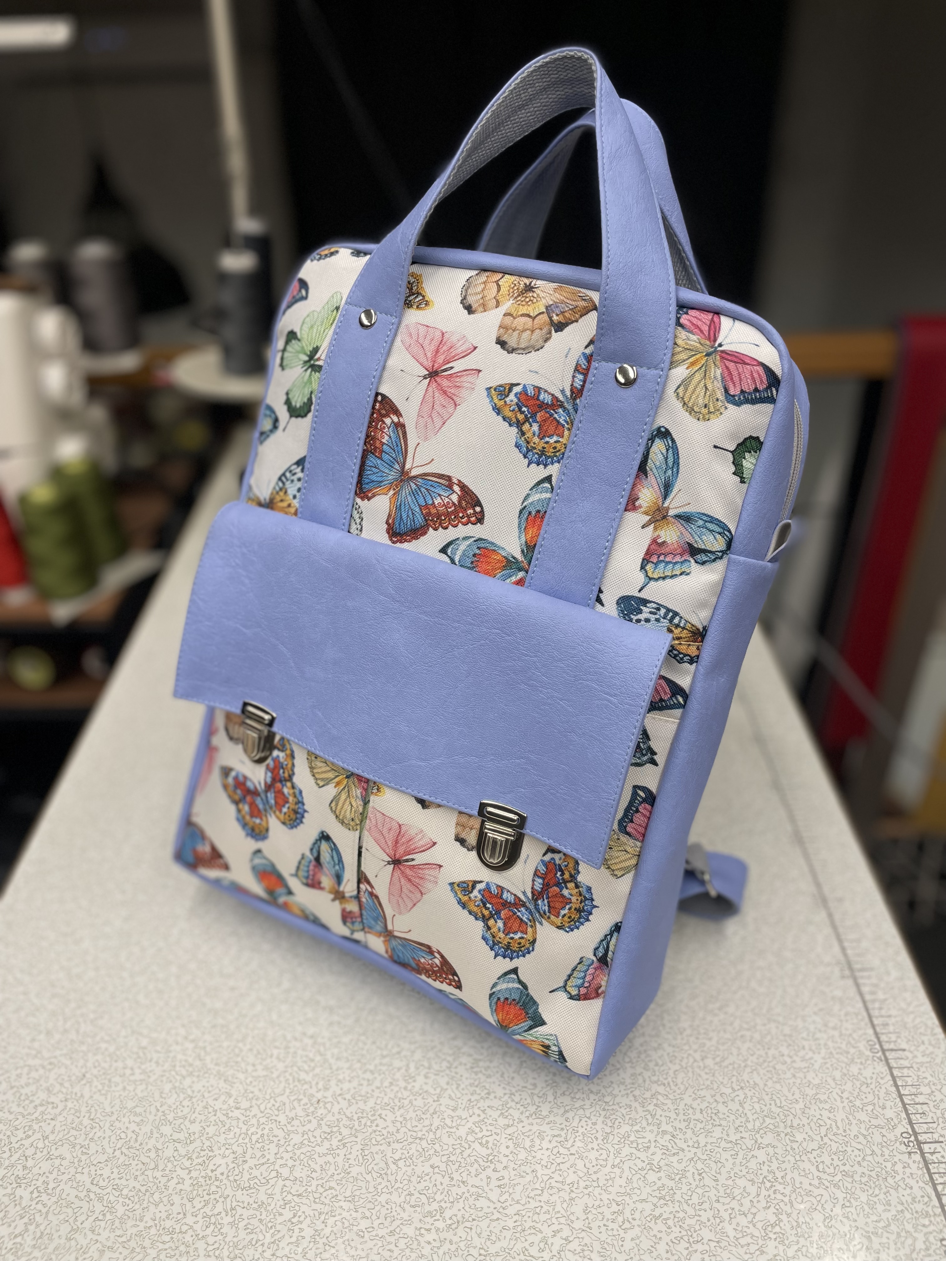 Maža miesto šmutkė 13