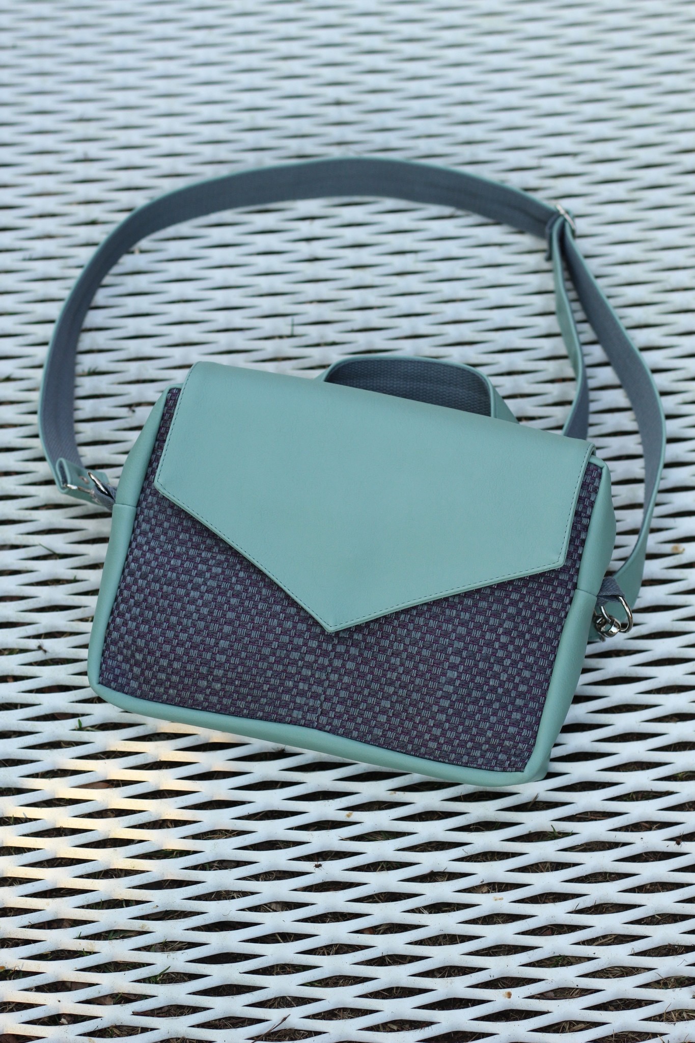 Didesnė rankinė vokelis