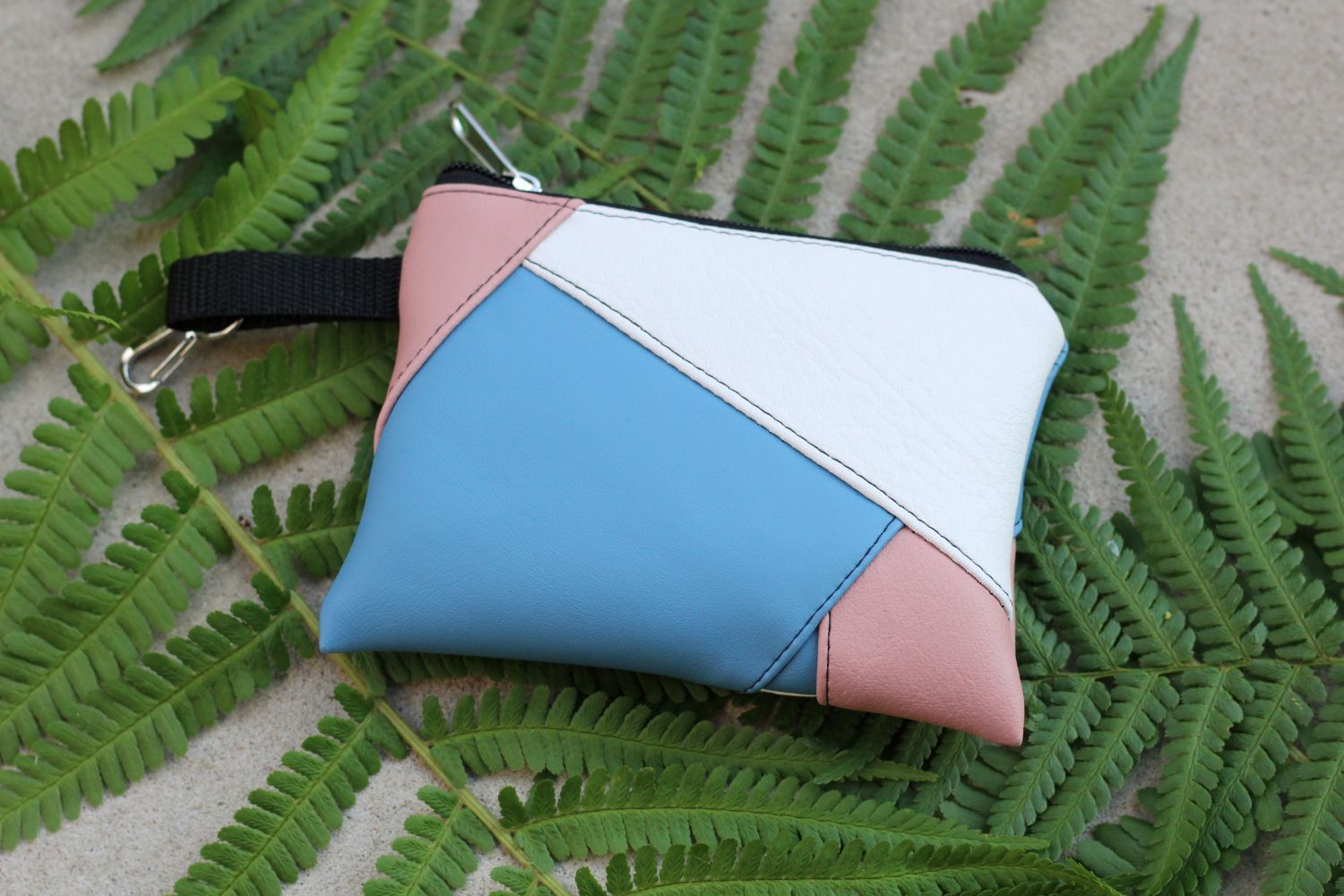 Maža šmutkė smulkmenoms