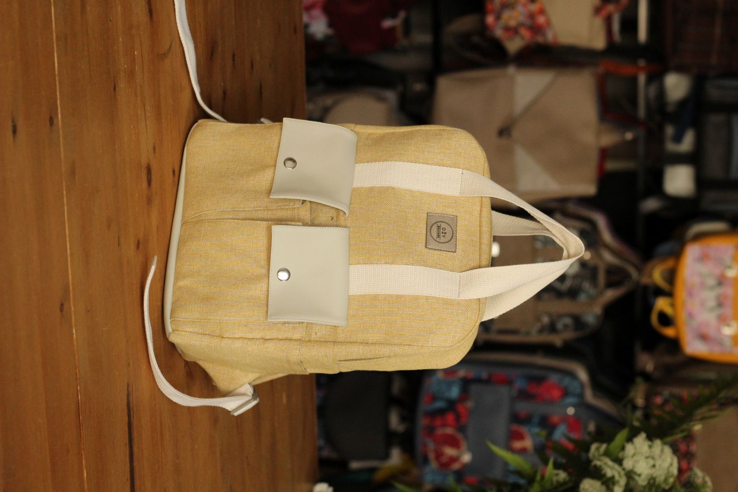 Nedidelė kuprinė iš gobeleno 