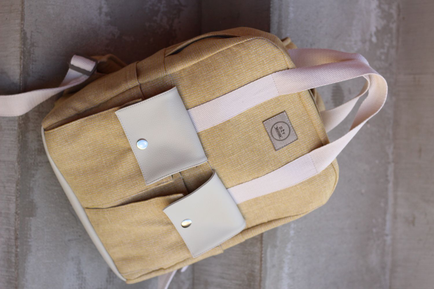 Nedidelė kuprinė iš gobeleno 