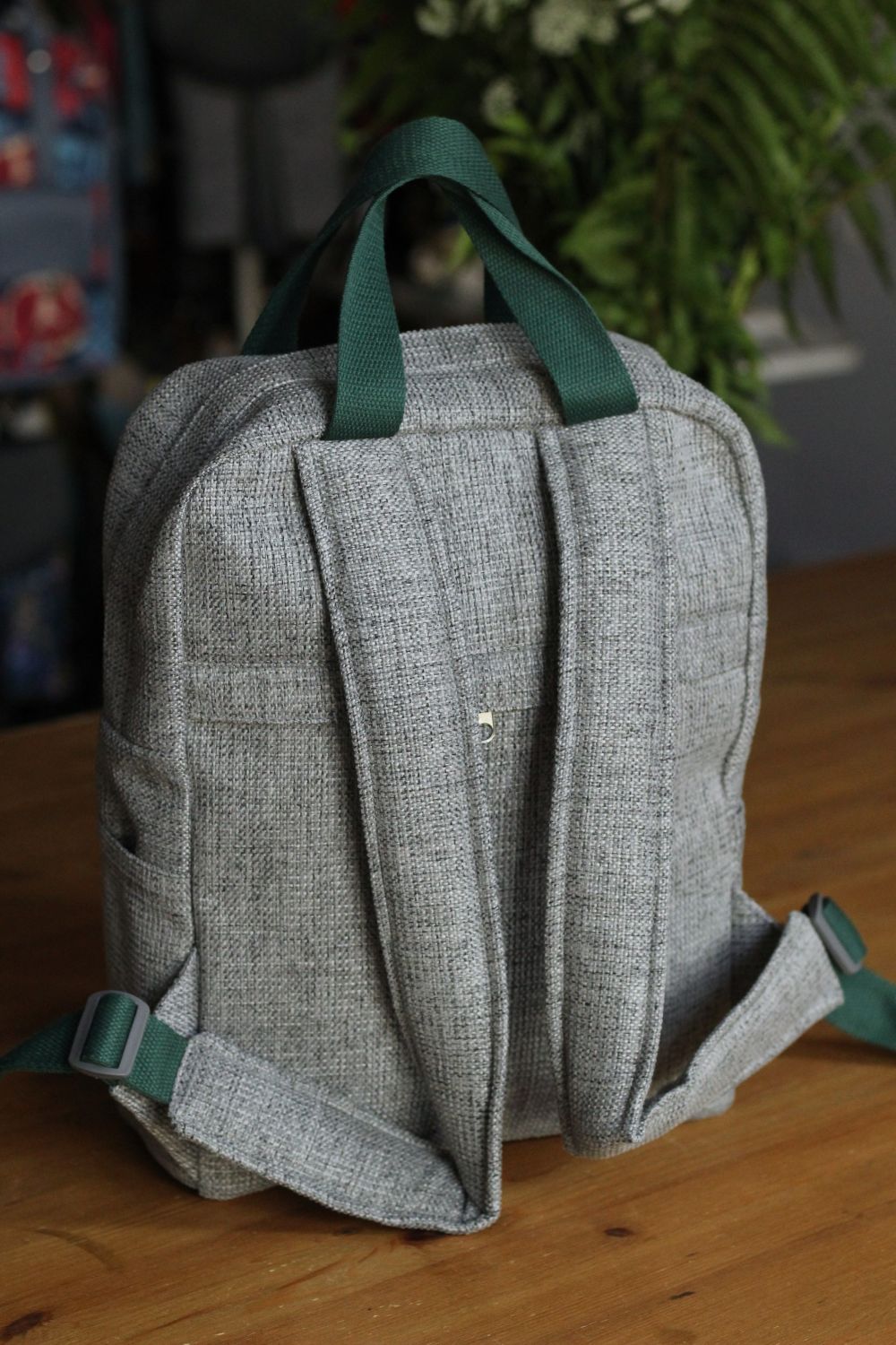 Nedidelė kuprinė iš gobeleno 