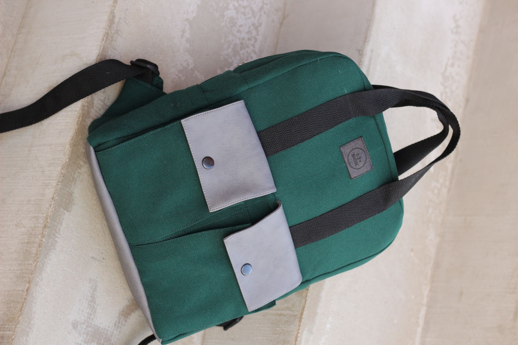 Nedidelė kuprinė iš gobeleno