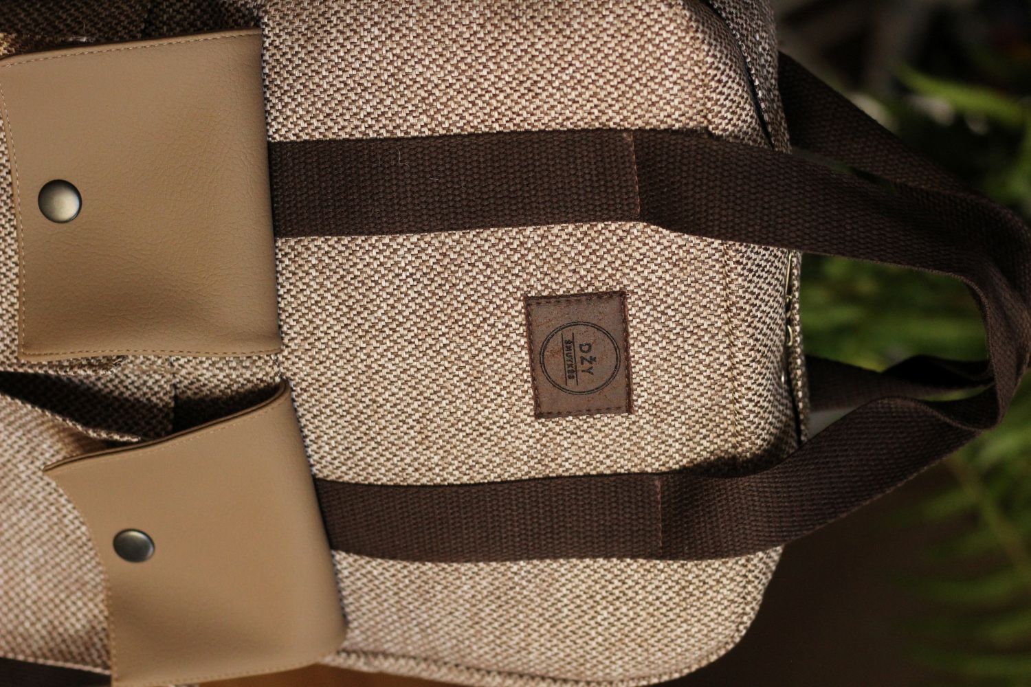 Nedidelė kuprinė iš gobeleno 