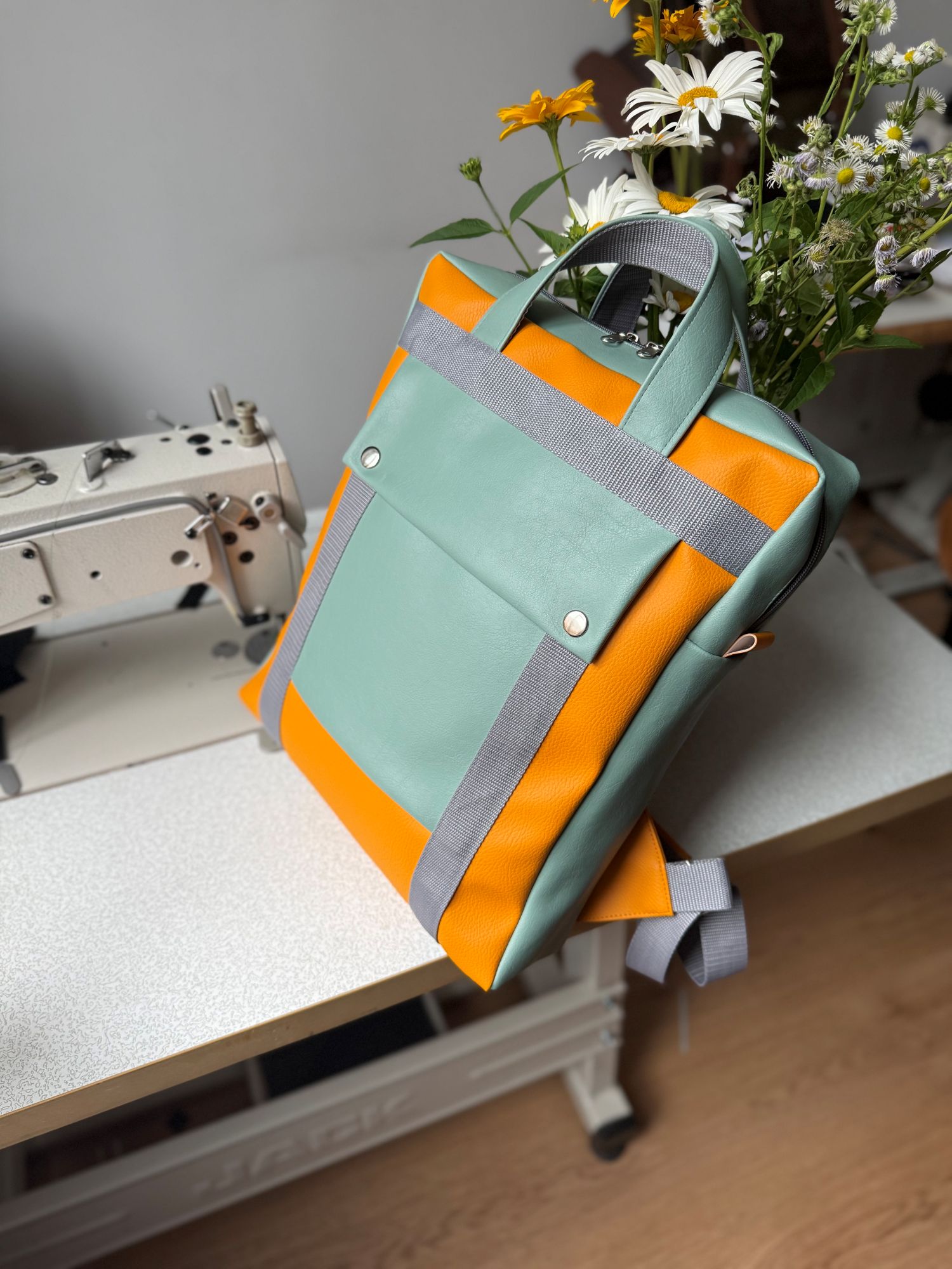 Stačiakampė kuprinė