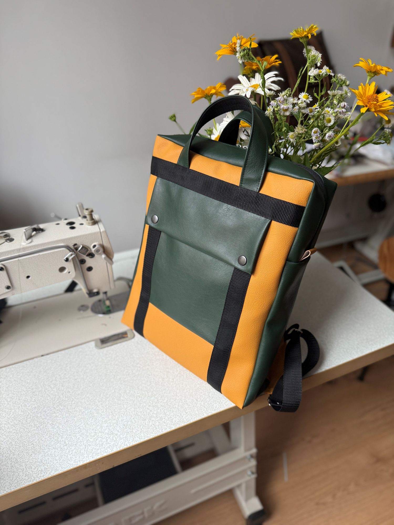 Stačiakampė kuprinė