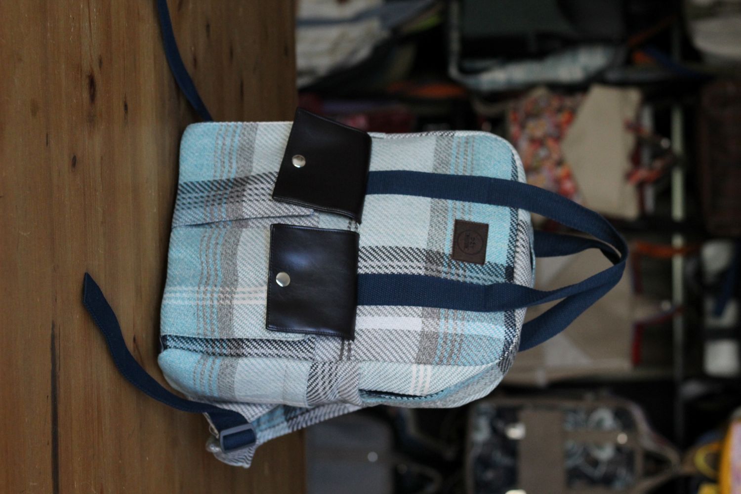 Nedidelė kuprinė iš gobeleno