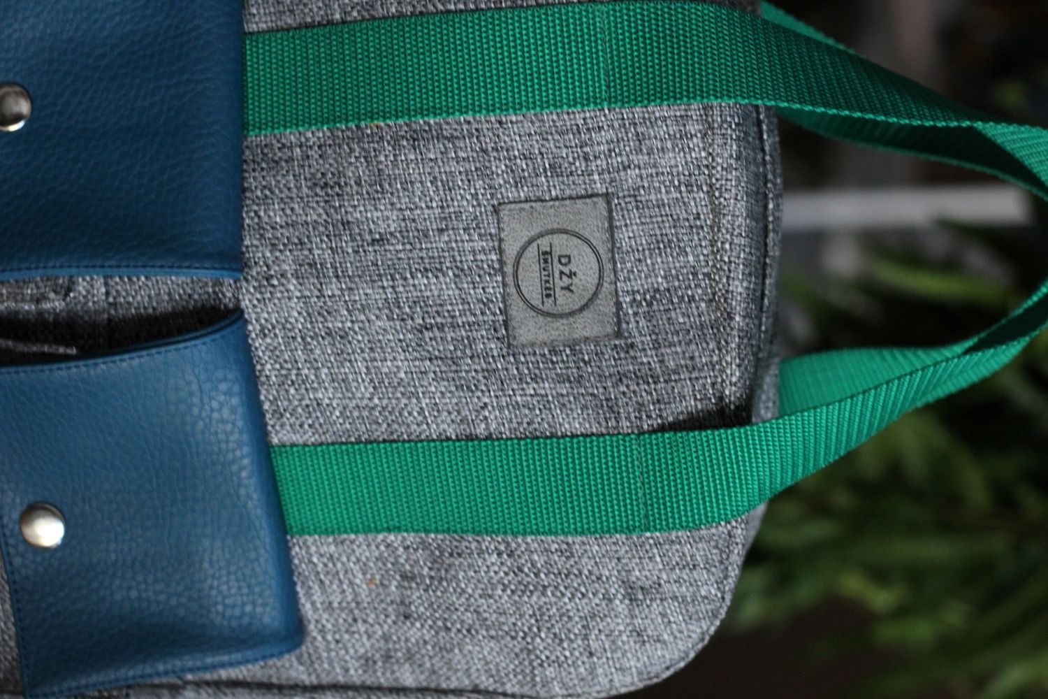 Nedidelė kuprinė iš gobeleno 