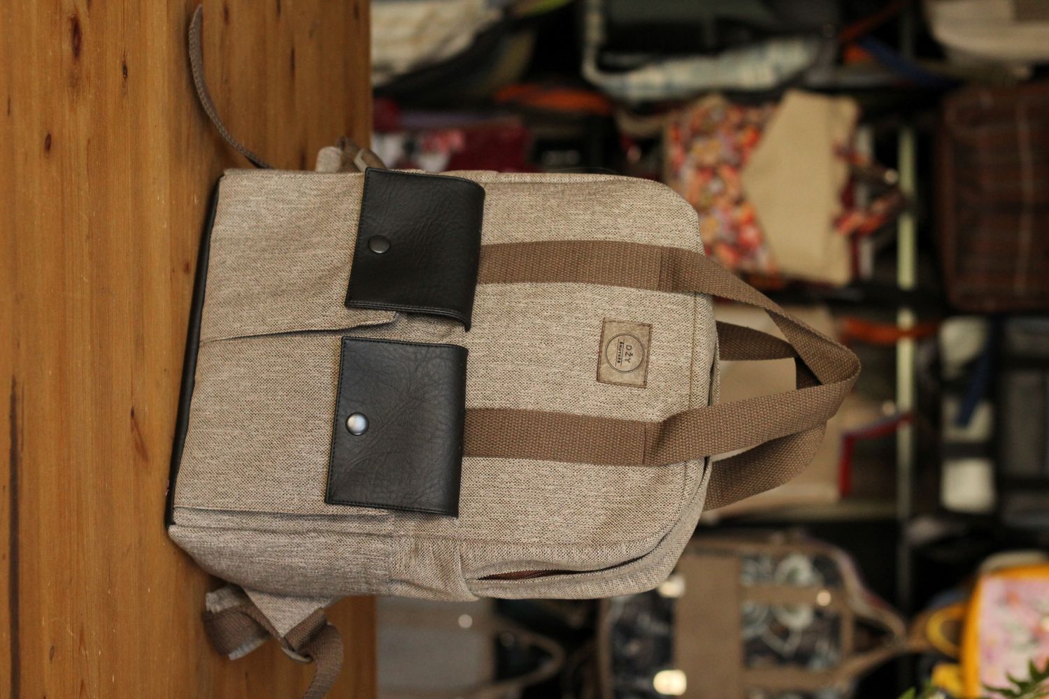 Nedidelė kuprinė iš gobeleno 