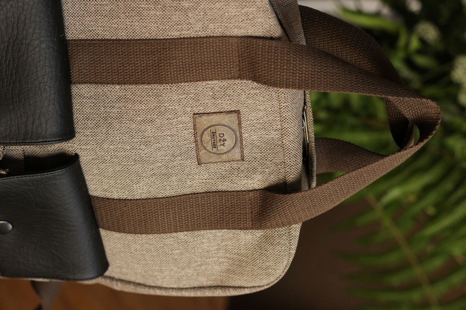 Nedidelė kuprinė iš gobeleno 