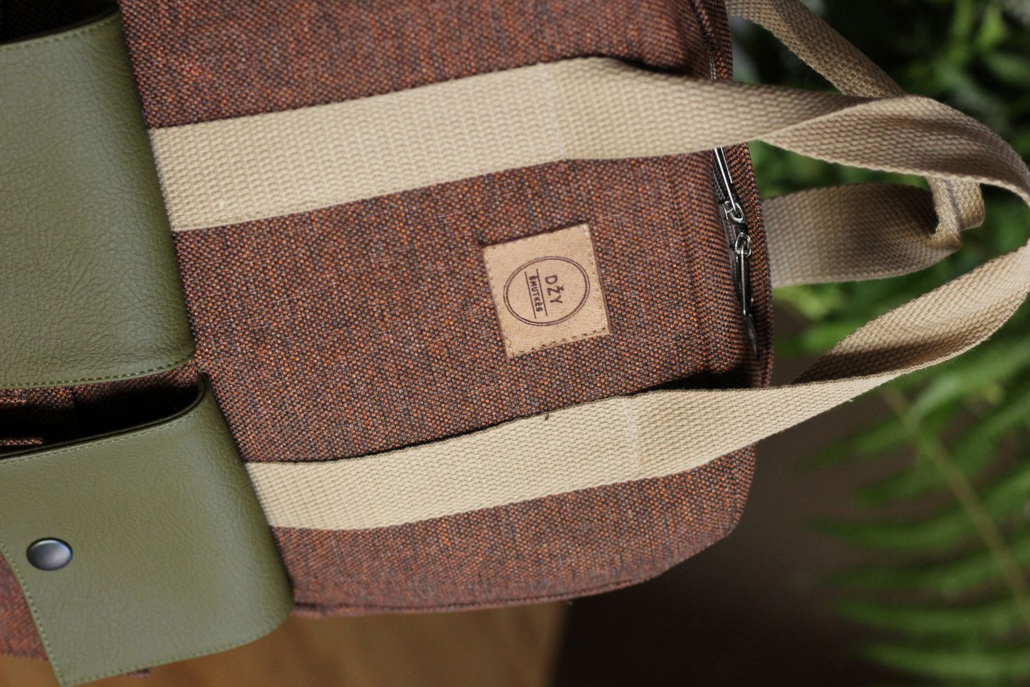 Nedidelė kuprinė iš gobeleno 