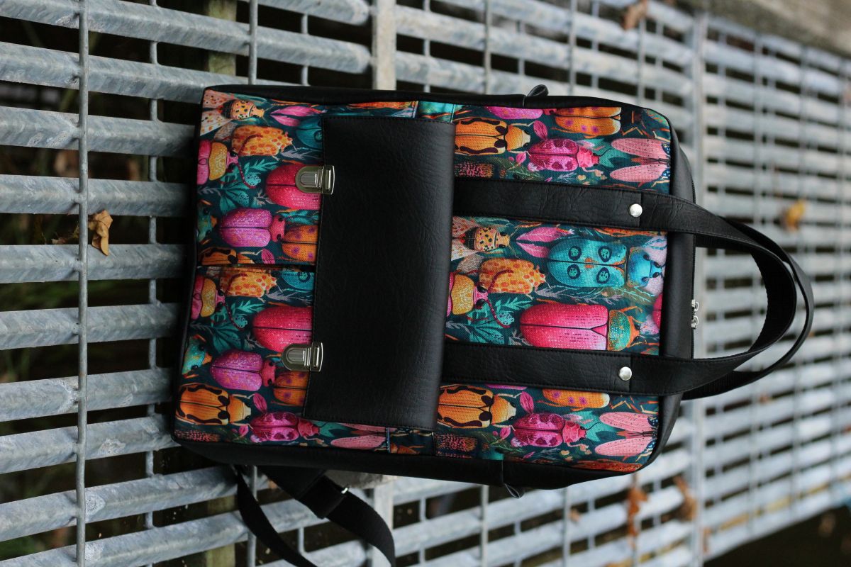 Didelė miesto kuprinė 