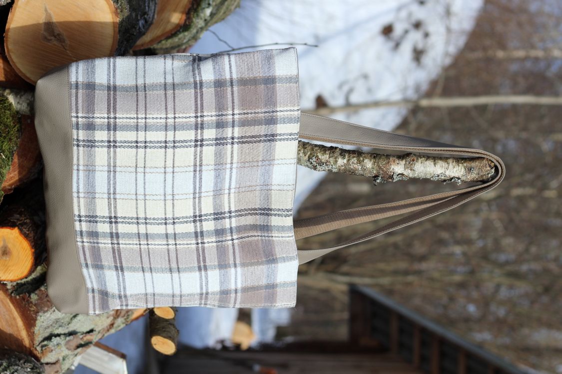 Didelė talpi rankinė krepšys