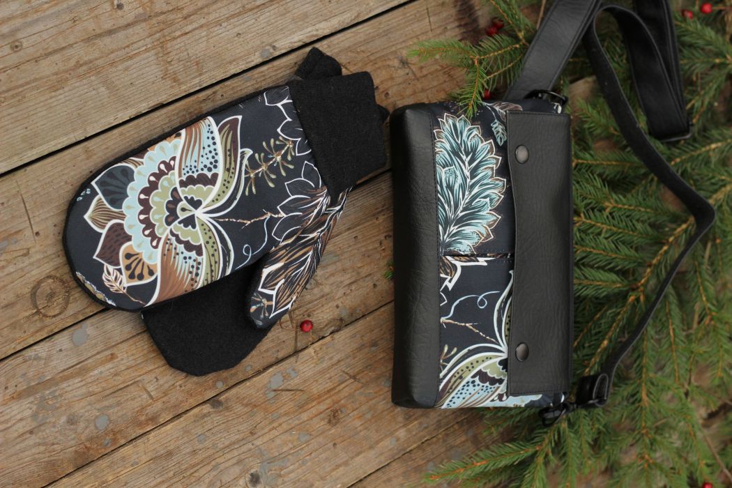 Pirštinių ir rankinės rinkinys