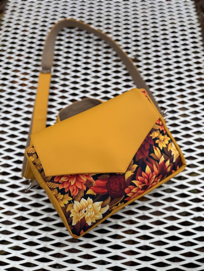 Didesnė rankinė vokelis