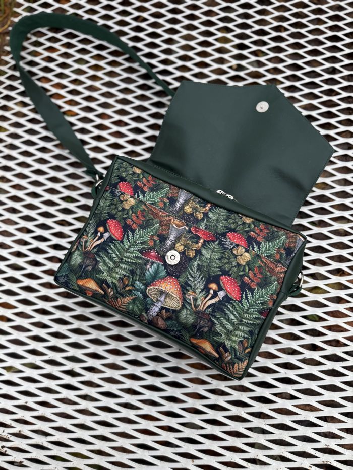 Didesnė rankinė vokelis