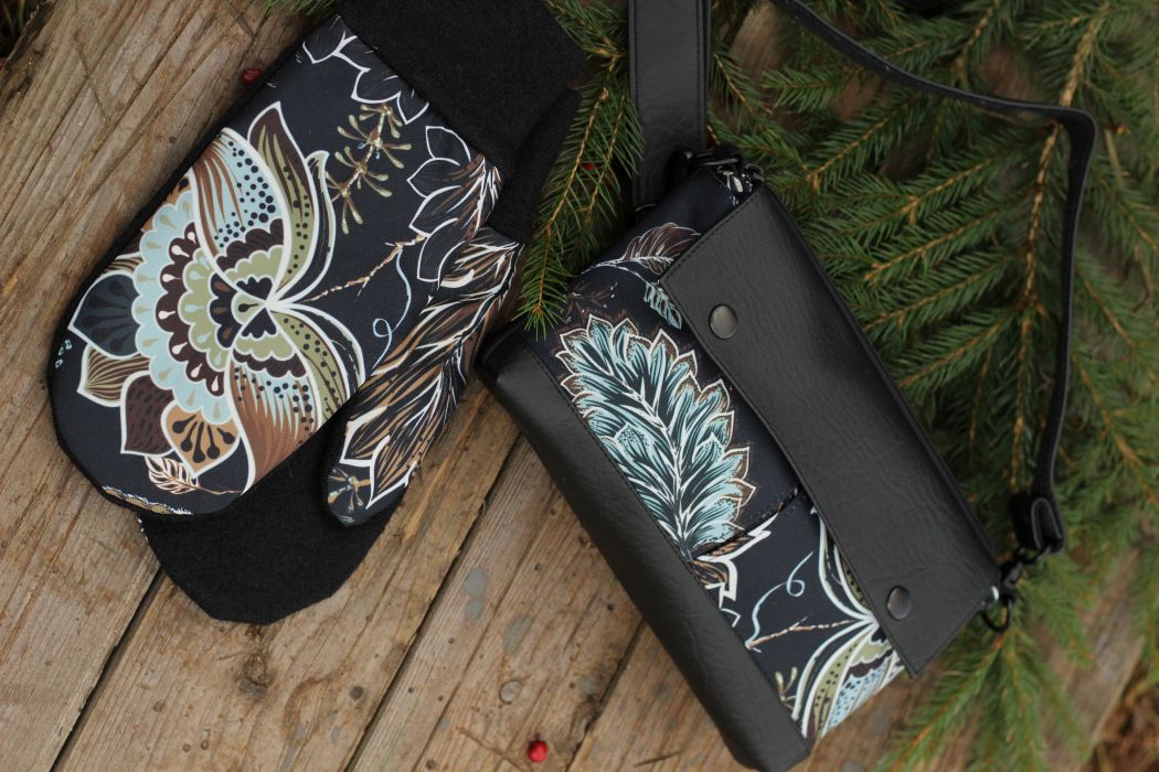 Pirštinių ir rankinės rinkinys