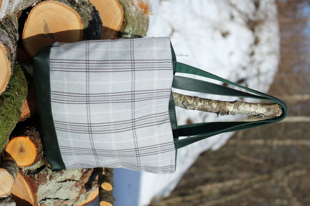 Didelė talpi rankinė krepšys