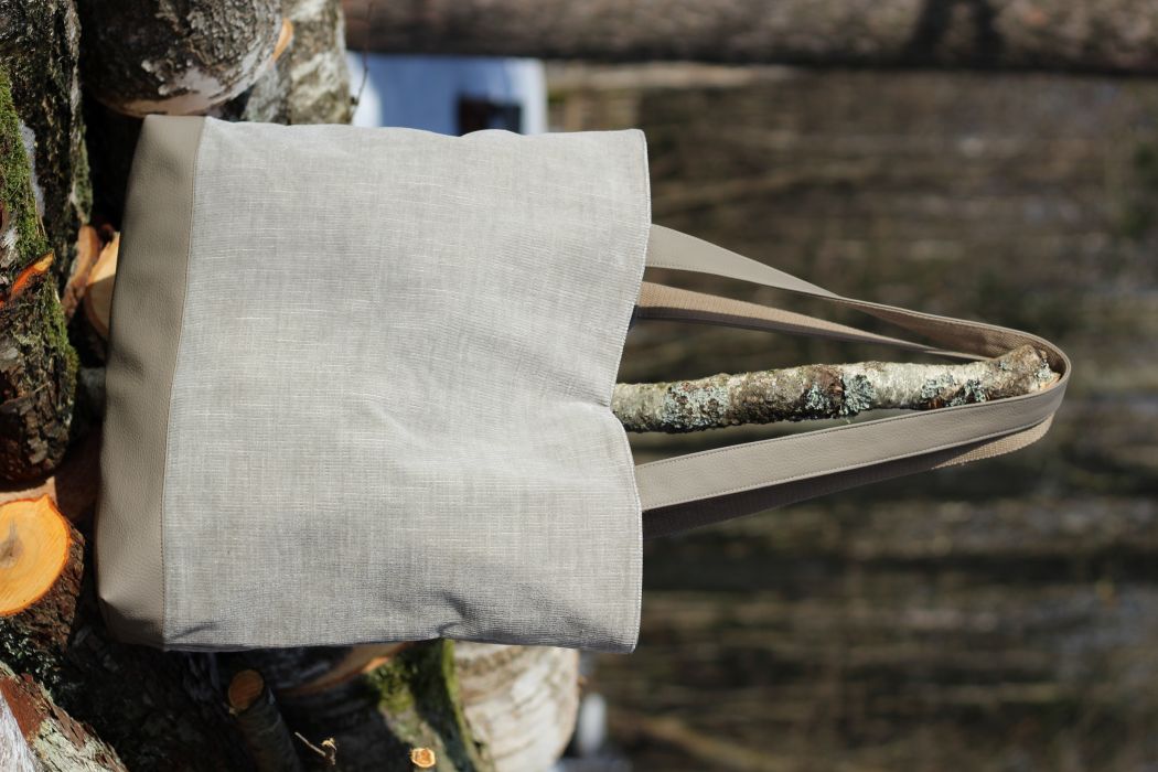 Didelė talpi rankinė krepšys