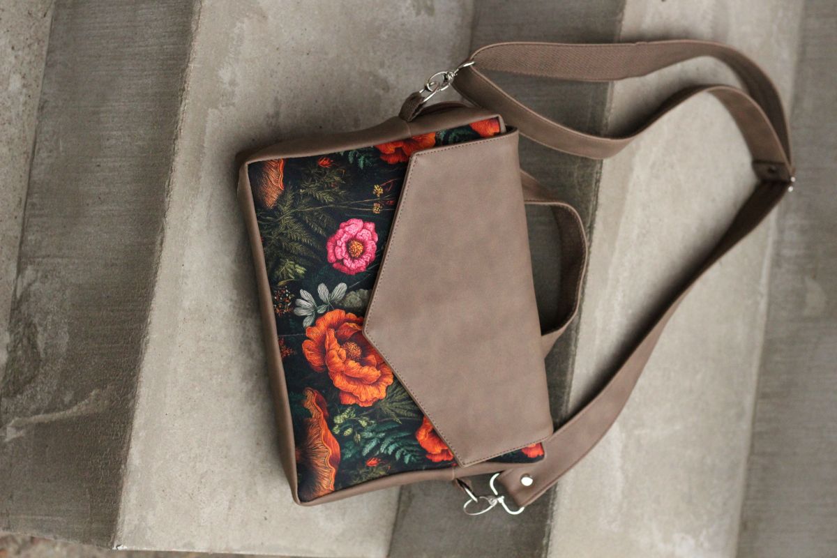 Didesnė rankinė vokelis