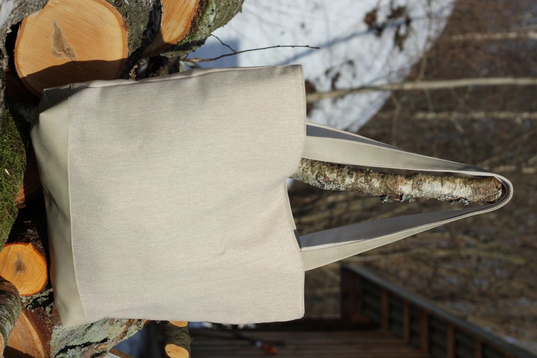 Didelė talpi rankinė krepšys